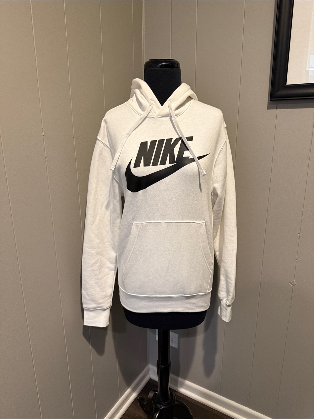 B41 Nike Women’s XS White Hoodie with Black Swoosh